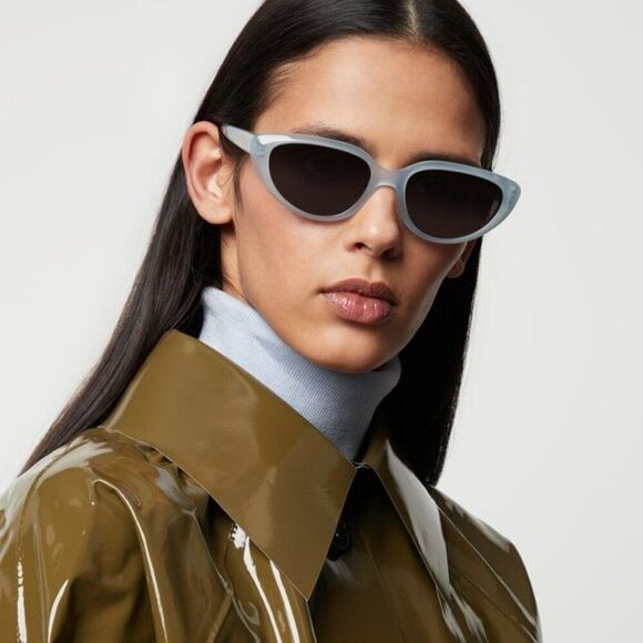 NEW Celine CL40220U 84A THIN Light Blue Grey Cat Eye Women Sunglasses CL 40220U - Picture 4 of 11